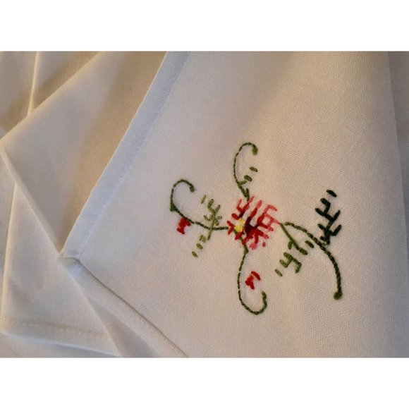 White linen hand embroidered napkins Set of 6 - Picture 5 of 6
